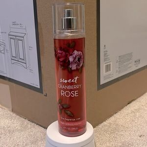 Brand new Sweet Cranberry Rose bath and body works fine frangrance mist